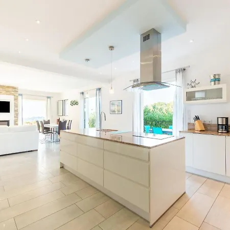 Villa Mathilda With Pool Close To Nice Saint-Laurent-du-Var